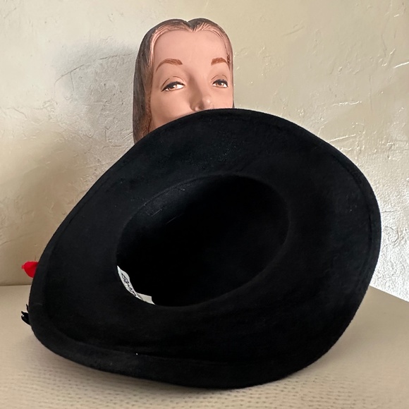 ELEGANT BLACK FELT WIDE BRIM HAT - SATING BAND + BLACK AND RED FEATHERS main image 4